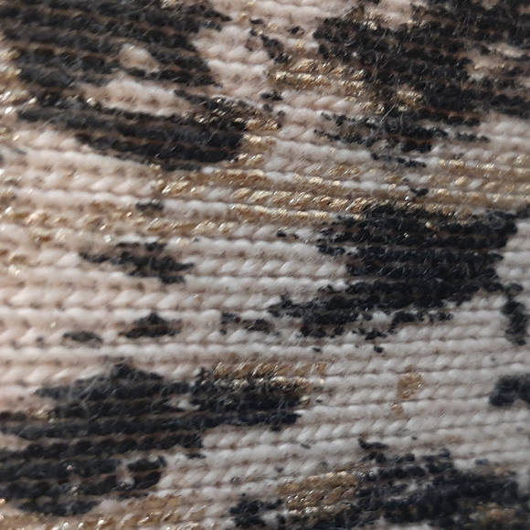 DKNYC Sweater - GUC - Black, Gold, & Tan - a little more wear under arm pits - M - Picture 12 of 12